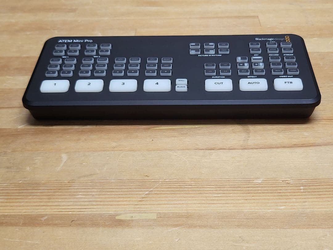 [24時間内発送]&[送料無理]ATEM Mini Pro Blackmagic