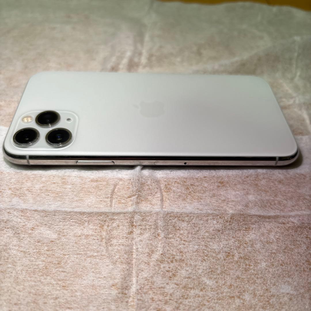 【良品】Apple iPhone 11 Pro ゴールド　256GB 本体 箱