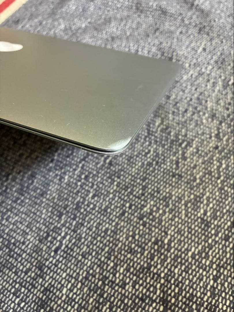 MacBook Air 13-inch, 2014 A1466 電池交換済