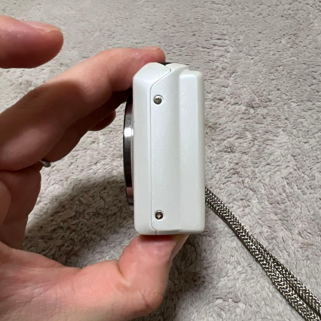 【超美品】CASIO EXILIM EX-ZR400 コンデジ 動作未確認