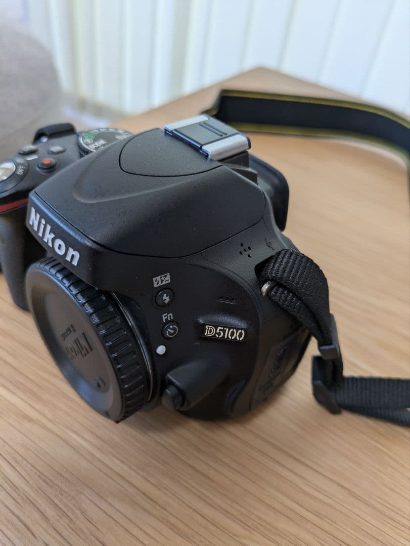 Nikon D5100 デジタル一眼レフ 本体