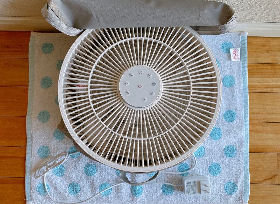 ニトリ　25cmDCタイプコードレスコンパクト収納扇風機