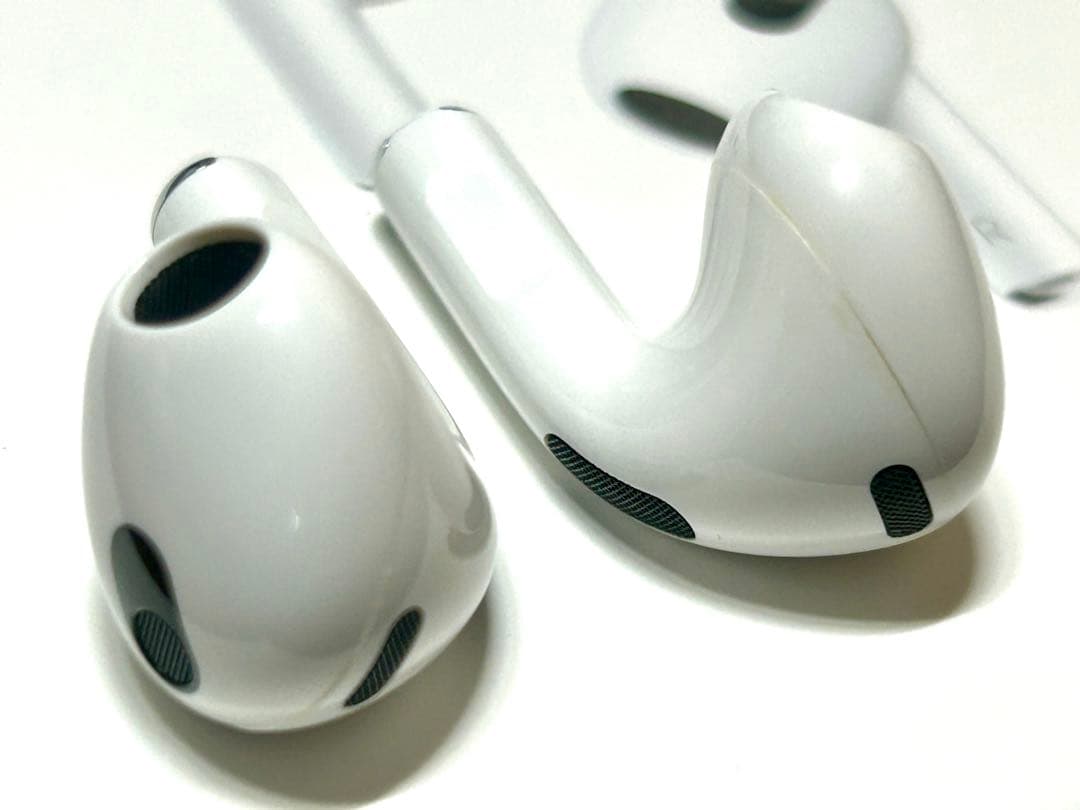AirPods 第３世代 MME73J/A MagSafe付き充電ケース