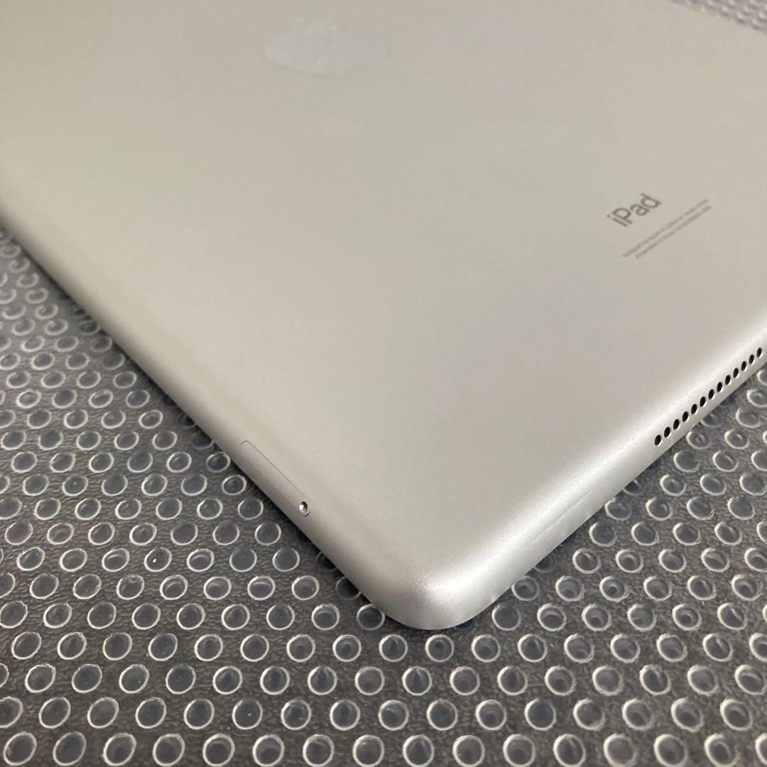 1081 美品☆電池ほぼ新品☆iPad9 第9世代 64GB SIMフリー☆