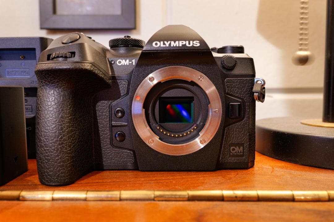 OM SYSTEM OM-1 ボディ 初代 / TTArtisan25mm F2