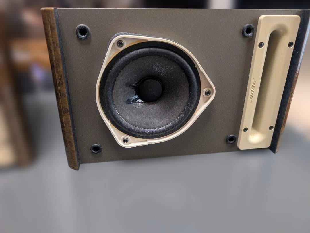 値下げ!! BOSE model 121 モニタースピーカー