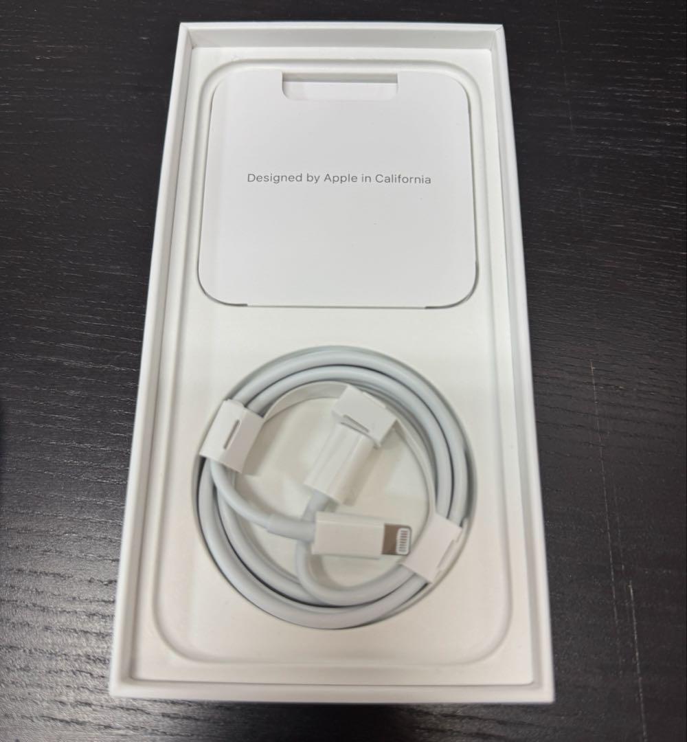 iPhone 14 128GB スターライト　SIMフリー　一部訳あり