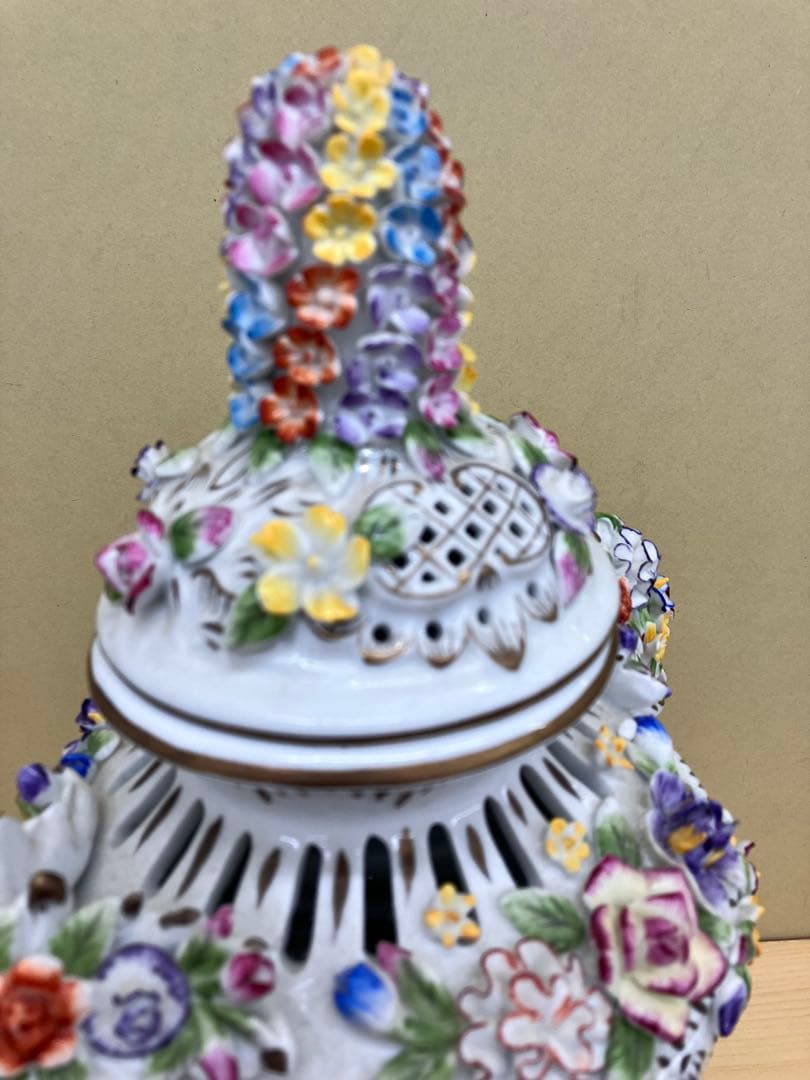 アンティーク　porcelain 陶器　ポプリポット　ボンボニエ