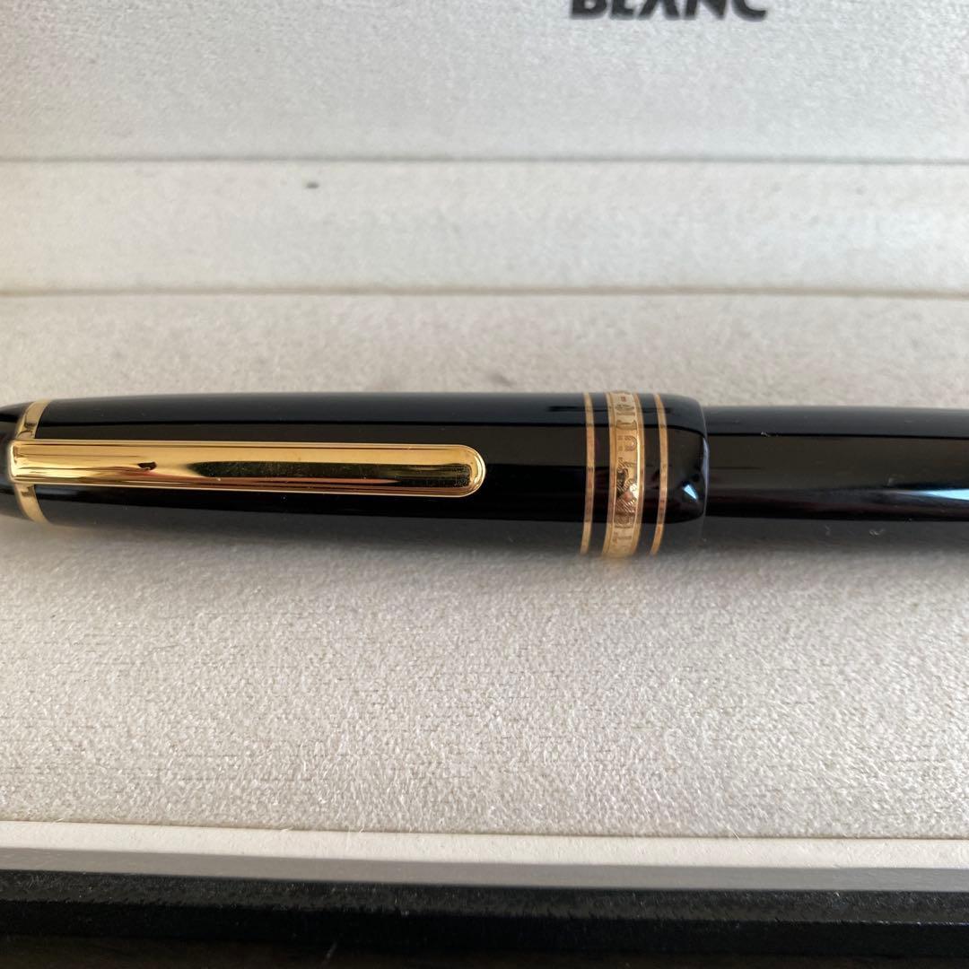 MONT BLANC ブラック 万年筆 専用ケース付き