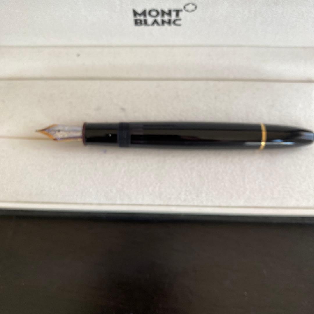 MONT BLANC ブラック 万年筆 専用ケース付き