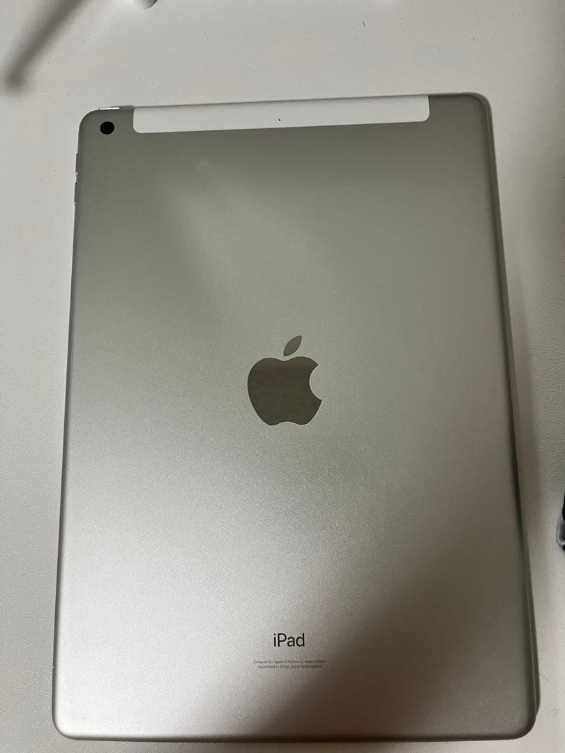 Apple iPad 第9世代 64GB 10.2インチ シルバー