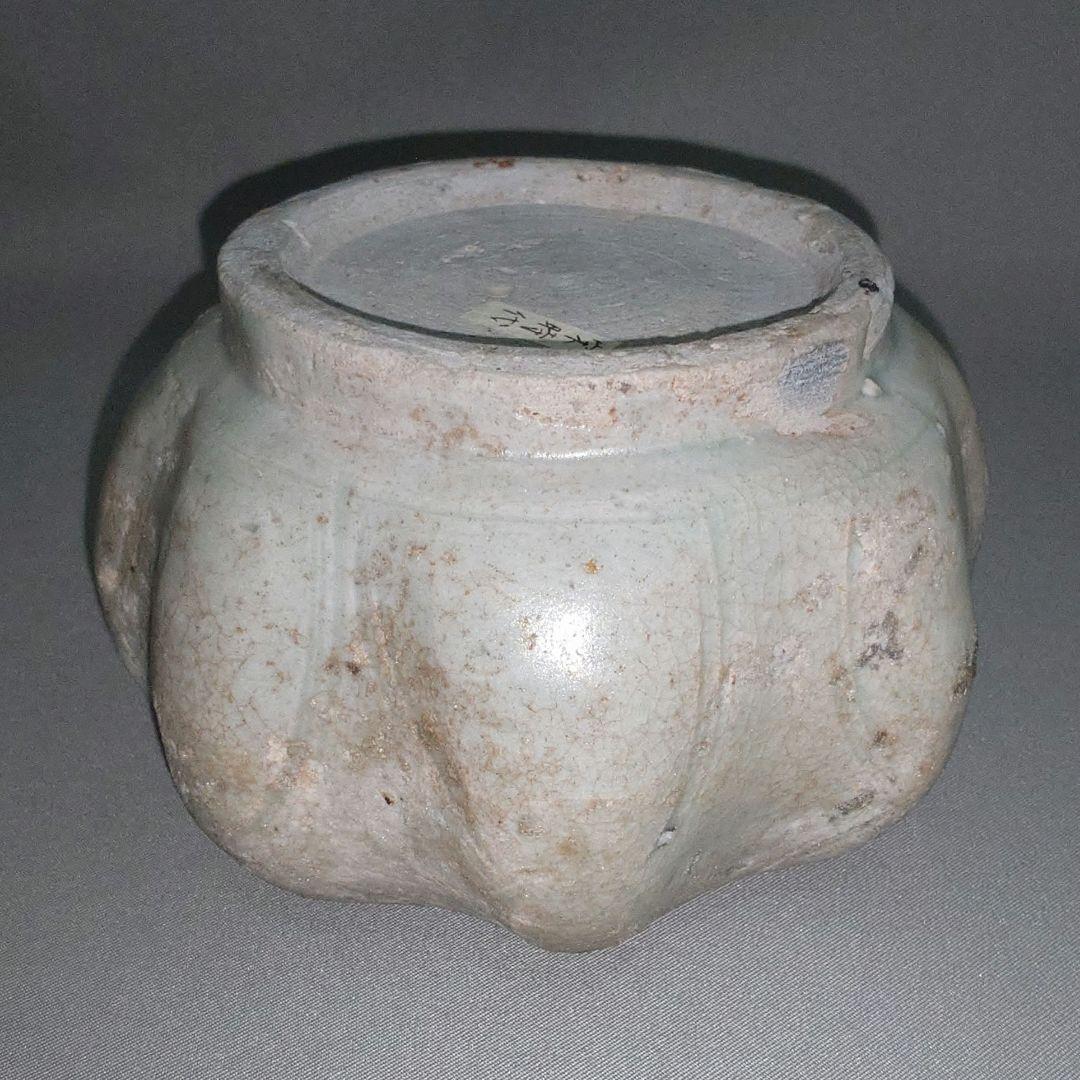 宋代 『青磁八稜八角形水盂』 出版掲載品　出土品　文房古玩　筆洗　水滴　硯滴