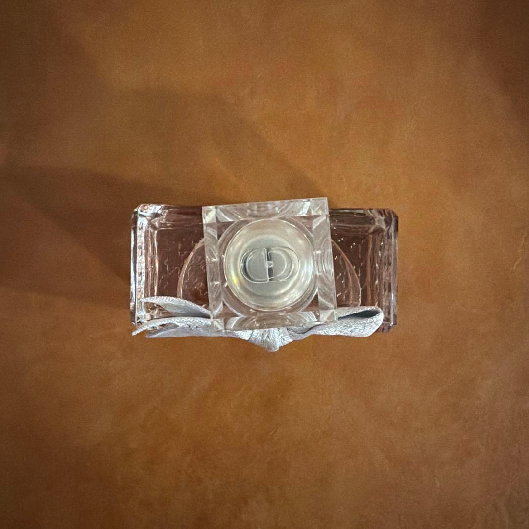 Miss Dior Parfum リボン付き香水