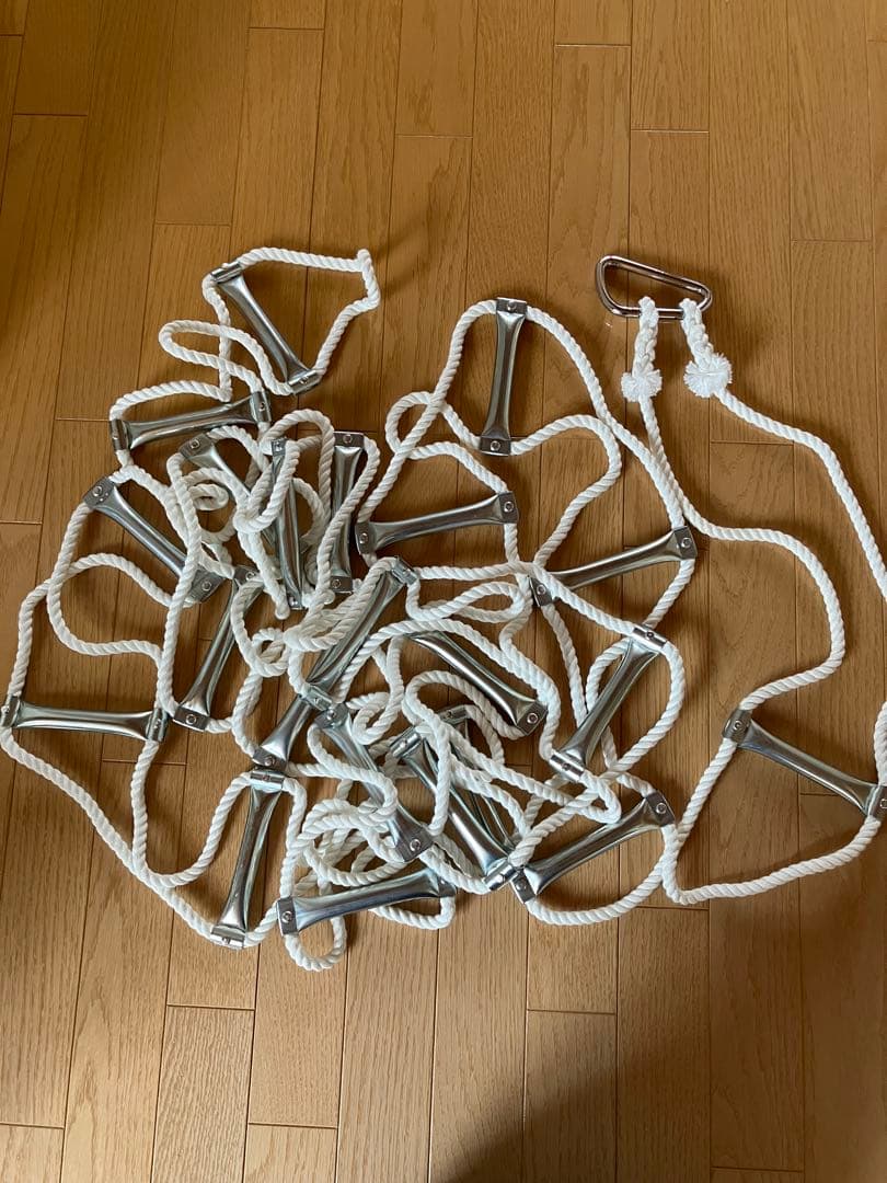 避難ロープ　ステップダン