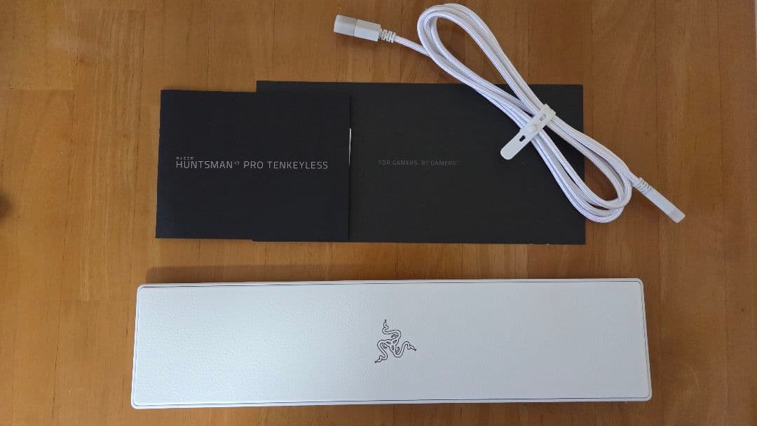 キーボード Razer Huntsman V3 Pro Tenkeyless White