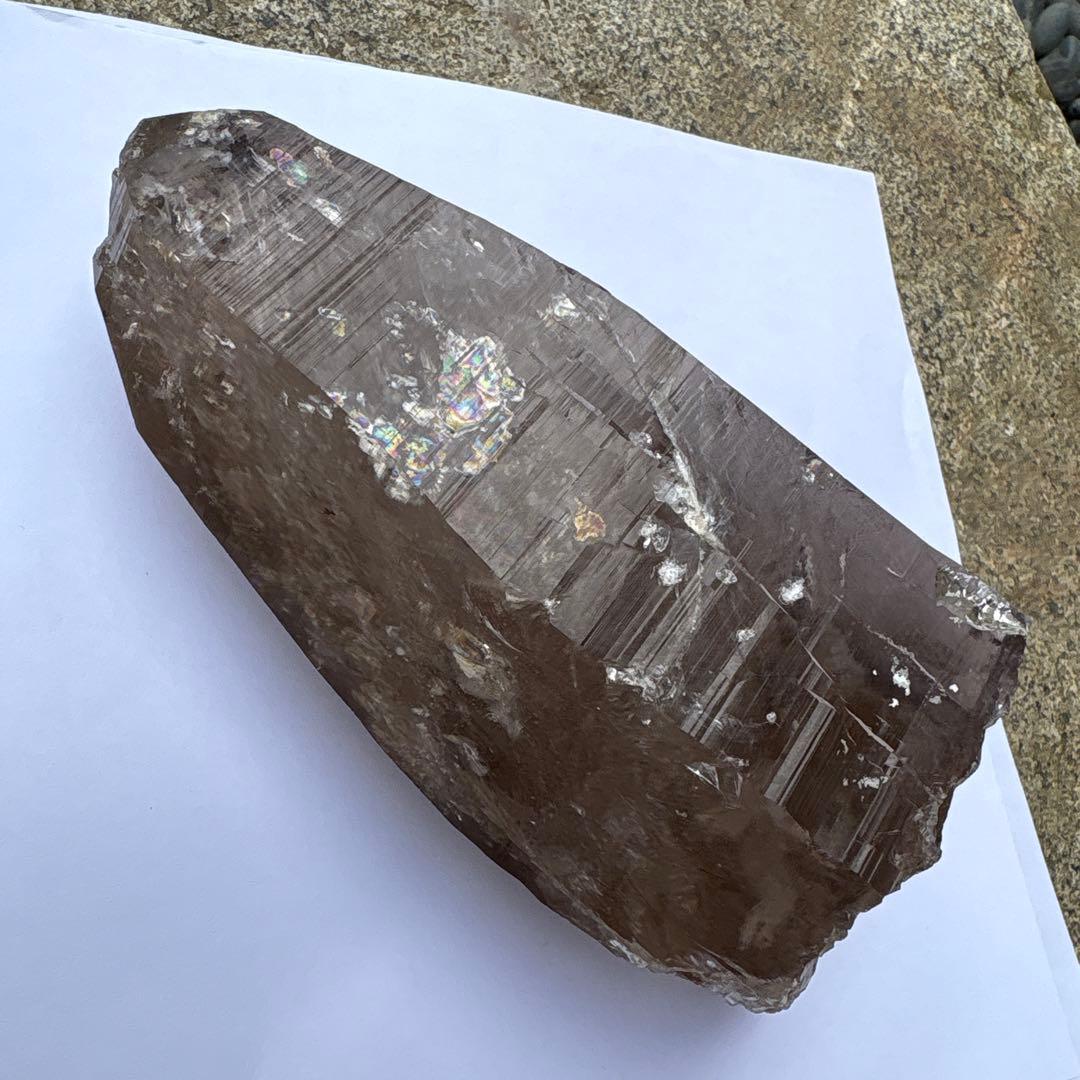 た*ん様 山梨県　甲府市黒平 煙水晶 黒平水晶　約17.5㎝ 約1227g