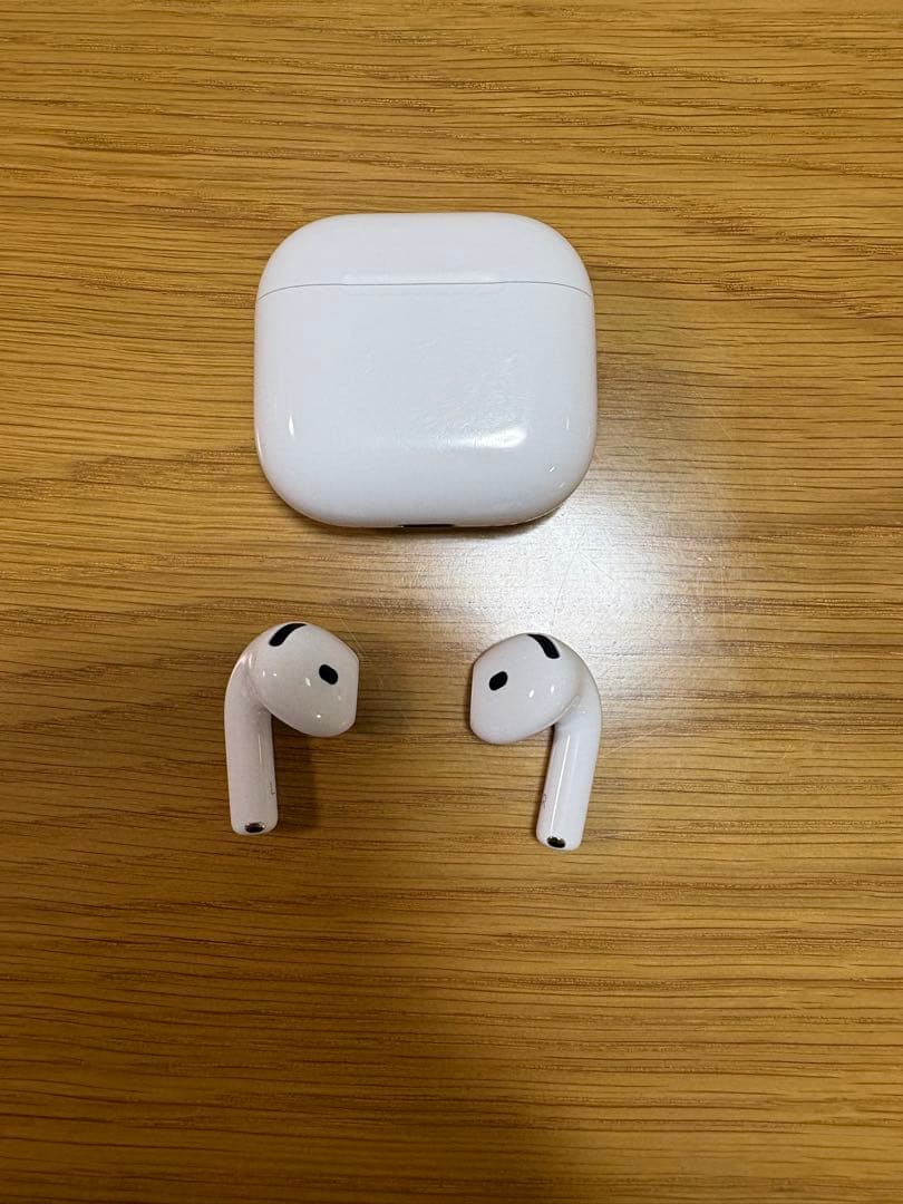 AirPods4　アクティブノイズキャンセリング搭載モデル