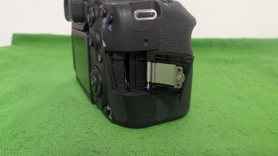【良品】Canon EOS 90D