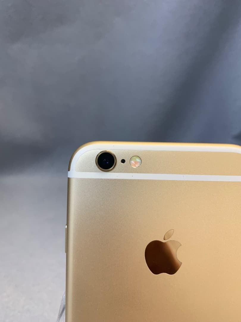 超美品　国内版　SIMフリー　iPhone6S 64GB ゴールド色