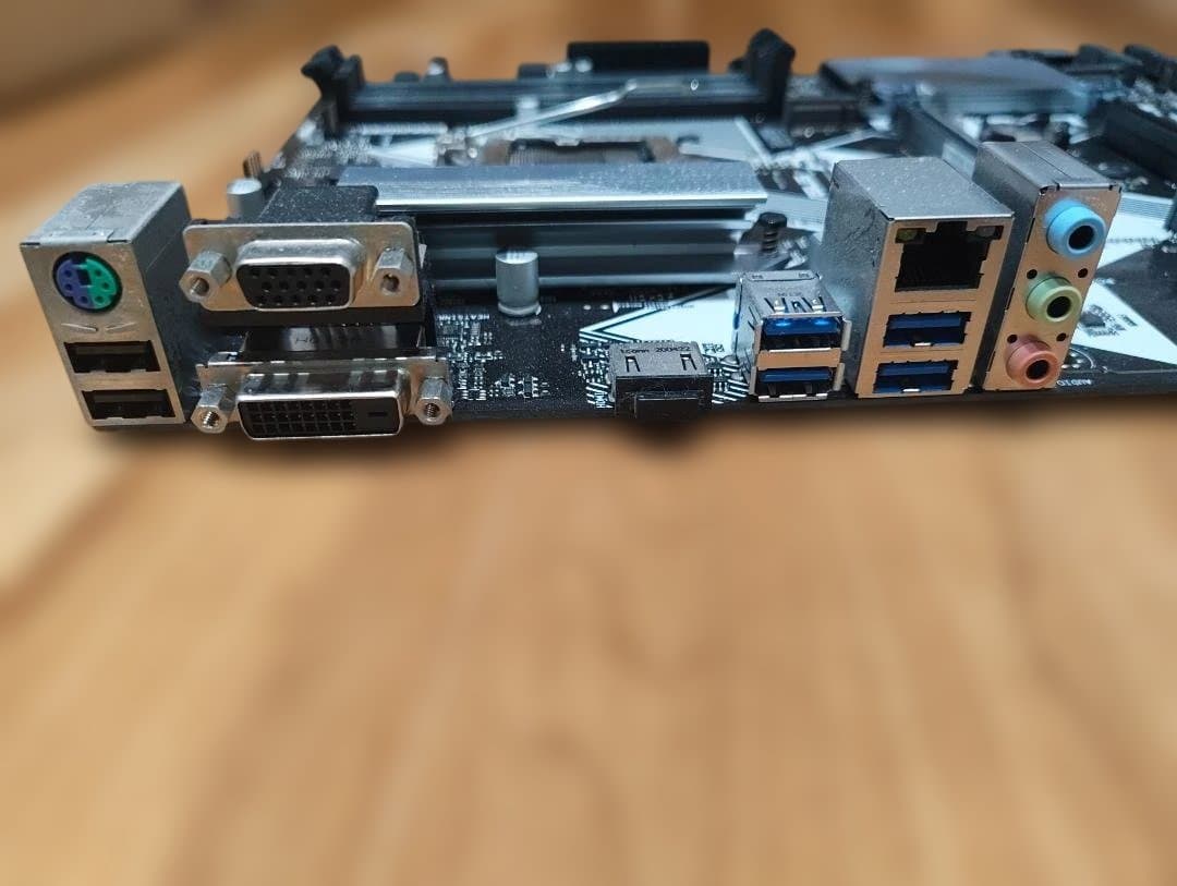 マザーボード ASUS B365-PLUS