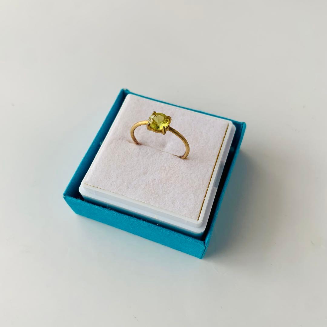 スフェーンのリング・マダガスカル産・0.74ct