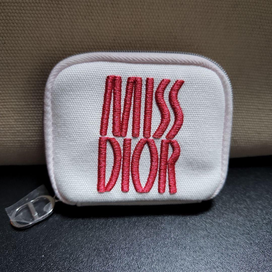 Miss Dior パルファン 35mL　ノベルティ付き