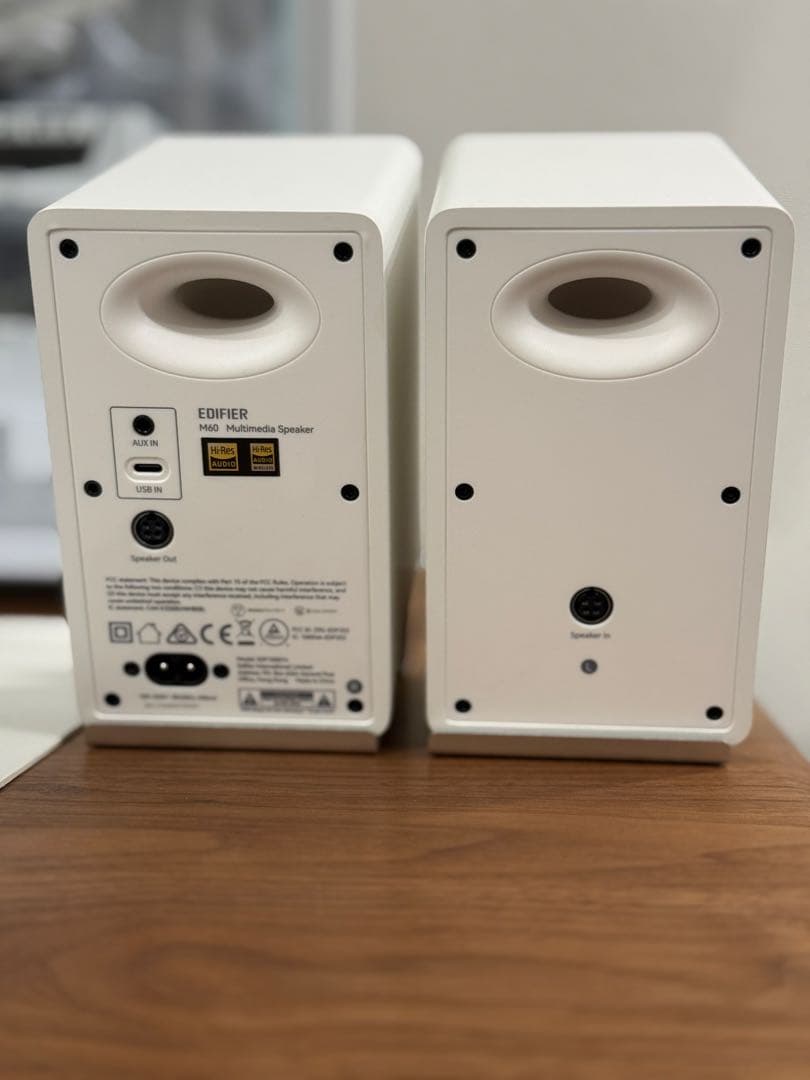 EDIFIER M60 ホワイト