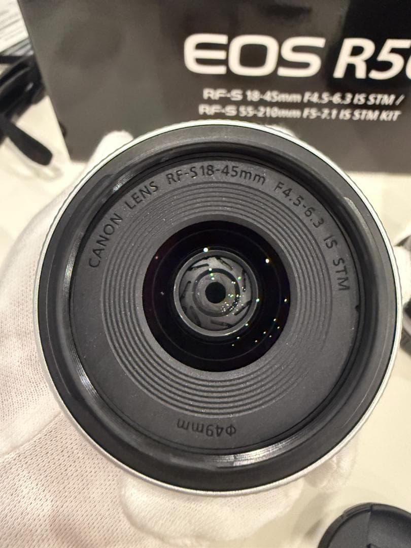 Canon キャノン EOS R50 本体＋フィルター＋レンズフード付き
