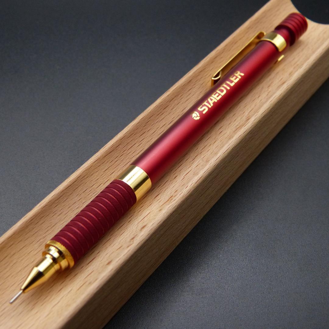 ステッドラー 紀伊國屋限定　ワインレッド　0.5mm