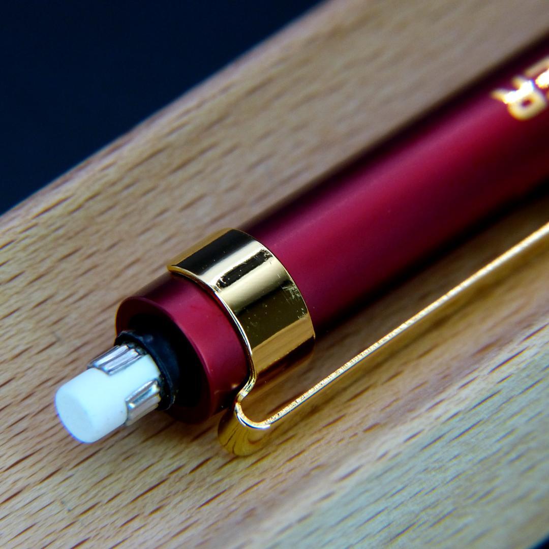 ステッドラー 紀伊國屋限定　ワインレッド　0.5mm