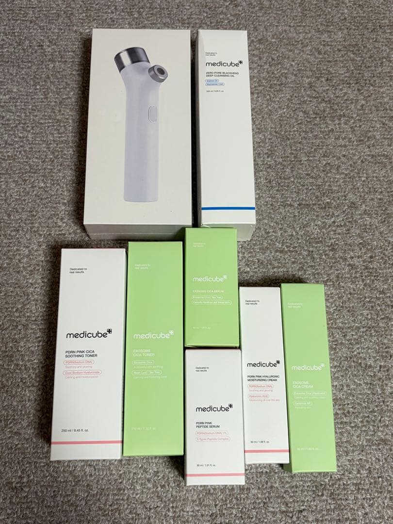 【未開封品】medicube 美顔器 ほかスキンケア8点セット