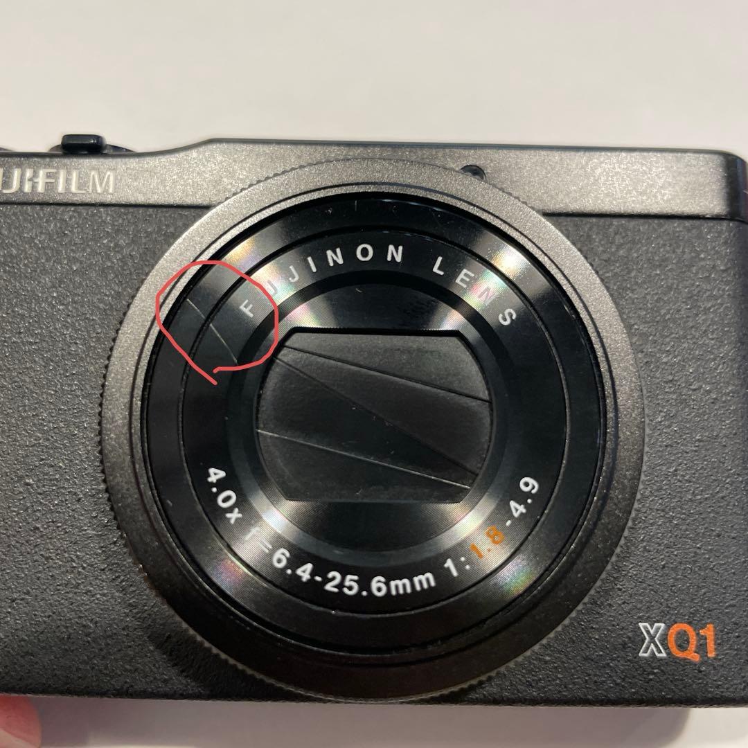 FUJIFILM XQ1 コンデジ