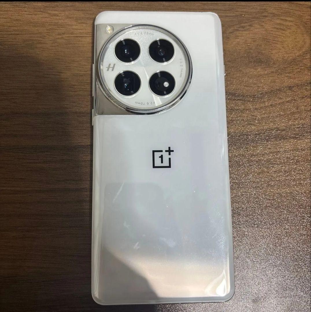 OnePlus 12 本体 ホワイト Oxygen