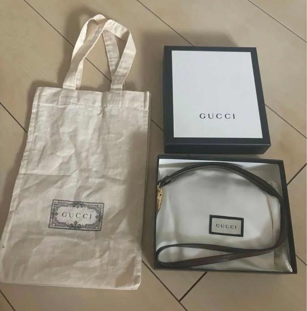 GUCCIパスポートケースGGスプリームキャンバス レザーゴールド金具 箱付