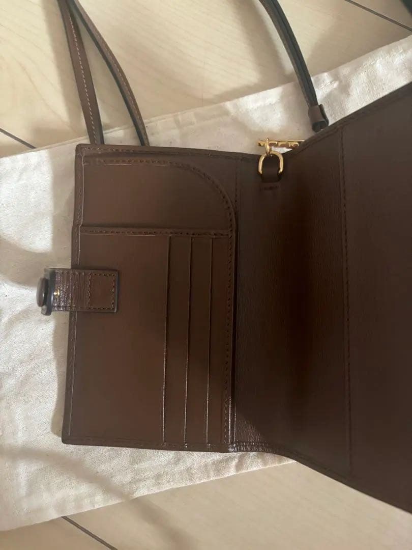 GUCCIパスポートケースGGスプリームキャンバス レザーゴールド金具 箱付