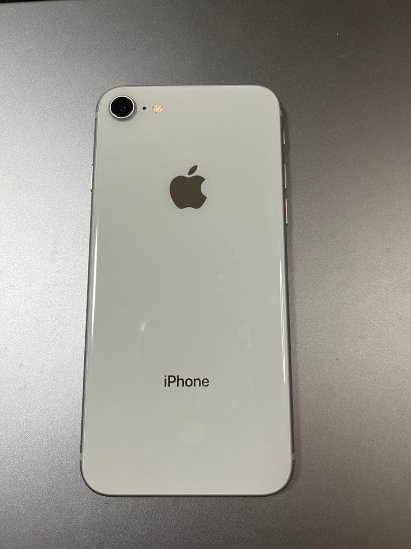S*）様 は*ん様 Apple iPhone 8 64G SIMロック解除済 ホ