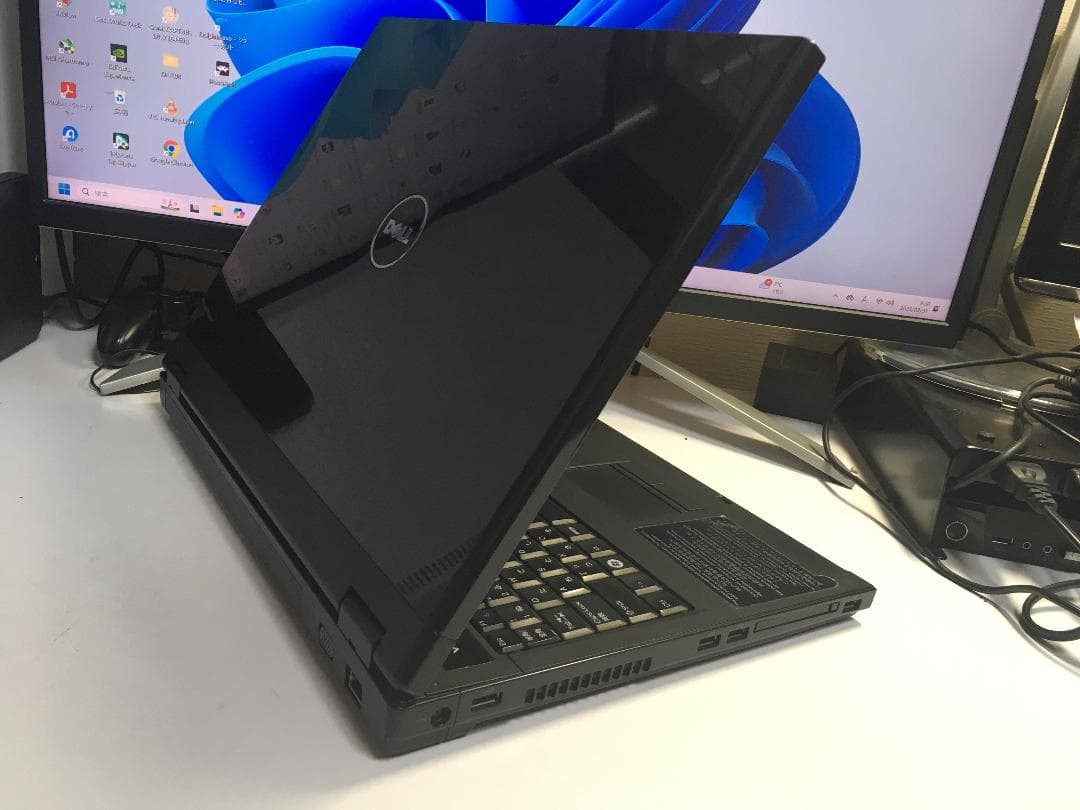 Windowsノート本体 DELL Vostro 1710 WindowsXP