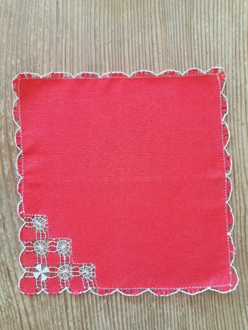アンティーク ホワイトニードルワークsabaレース梯子刺繍 レッドリネンクロス