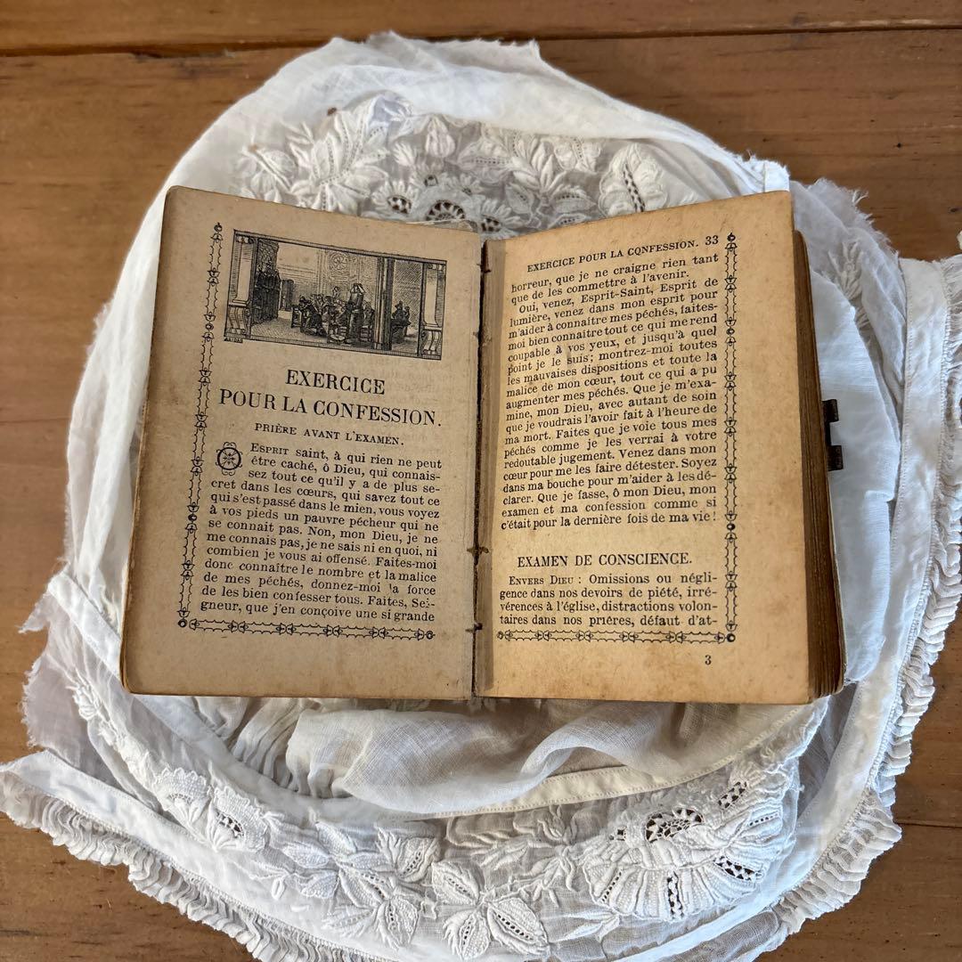 フランスアンティーク　すずらんのミセル　祈祷書