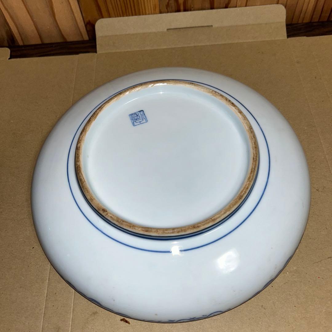 古いお皿です。