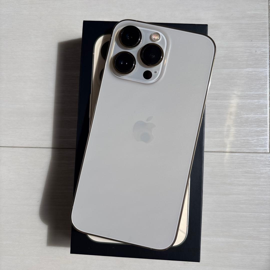 iPhone13pro256GBゴールドバッテリー74%オマケ付き