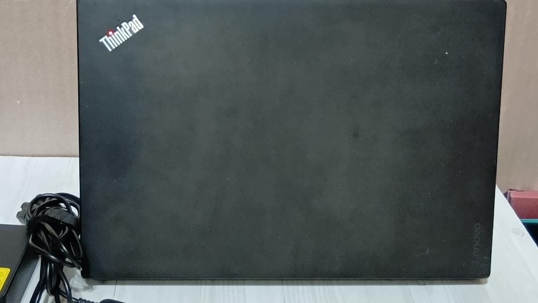 Lenovo Thinkpad X270 7世代i5