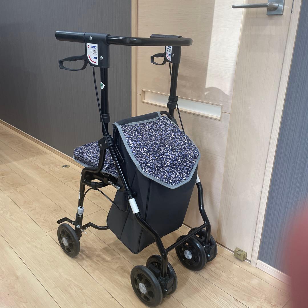 U字型ハンドル花柄シルバーカー 2段階ブレーキ付き