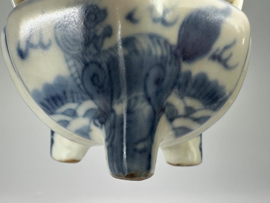中国美術　明朝　明時代　青花麒麟文香炉　染付香炉　古物保証　時代物　時代供箱