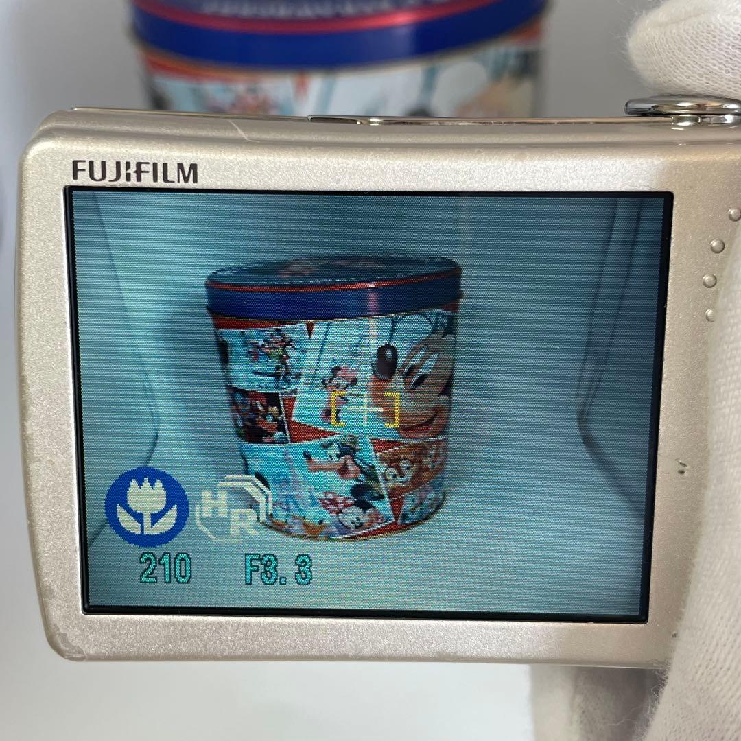 実写美⭕️良品【動作確認済】FUJIFILM FinePix F200EXR