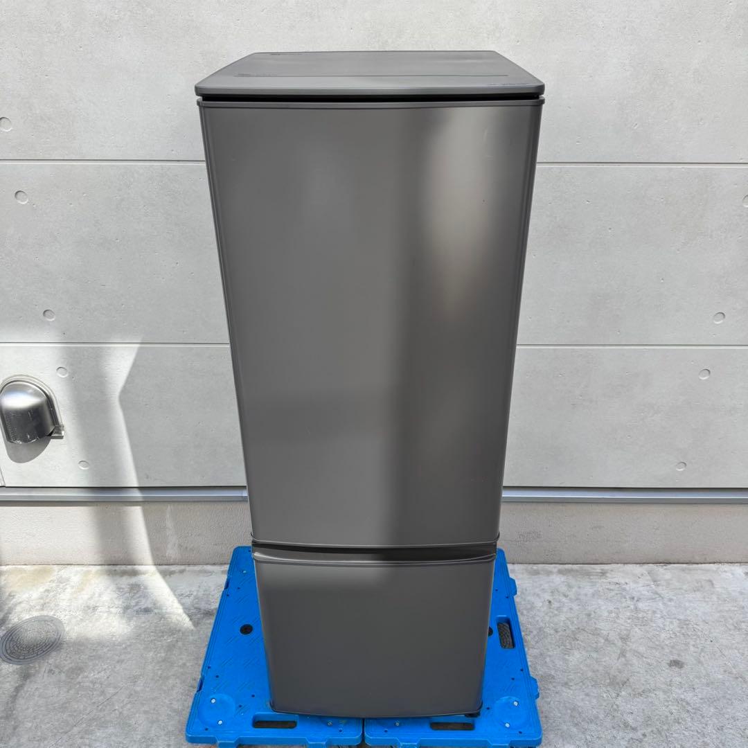 352⭐️2022年製美品★三菱電機　冷蔵庫　大型　グレー　自動霜取り　一人暮らし
