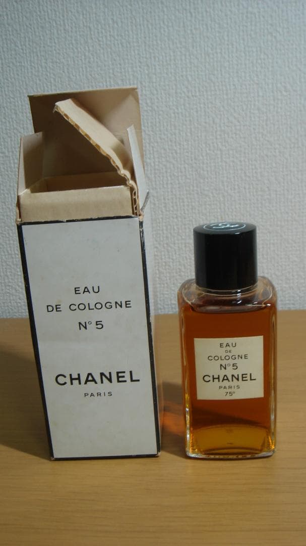 ブランド　香水　CHANEL 5　 Dior POISON 　DUNE