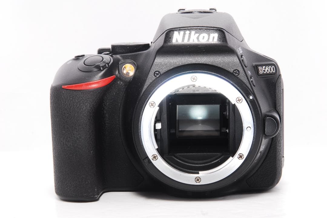 ✨Bluetooth搭載機 良品✨Nikon D5600レンズセット