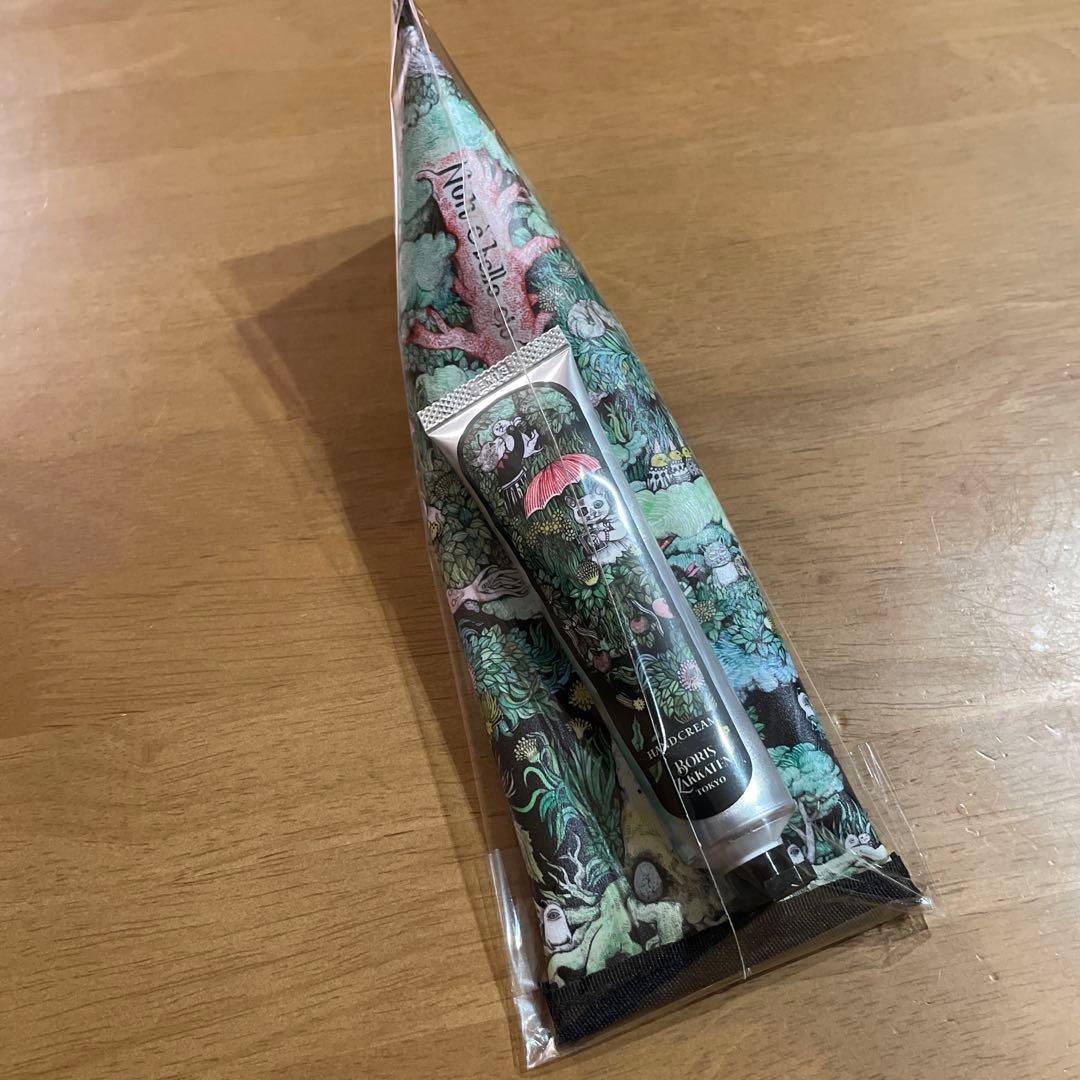 新品未使用 ヒグチユウコ ハンドクリーム&ポーチ セット おおきな木のうえで