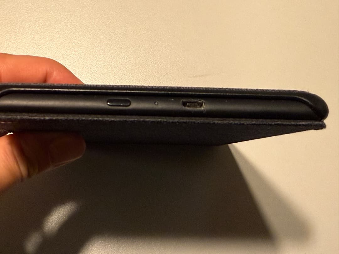Kindle Paperwhit wifi 8GB ブラック ケース付